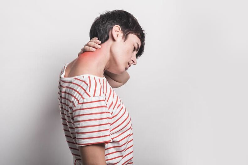 Neck pain in a woman with osteochondrosis of the cervical spine